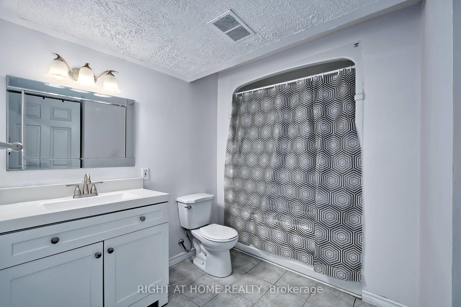 896 Fogerty Street • London North, ON photo 29