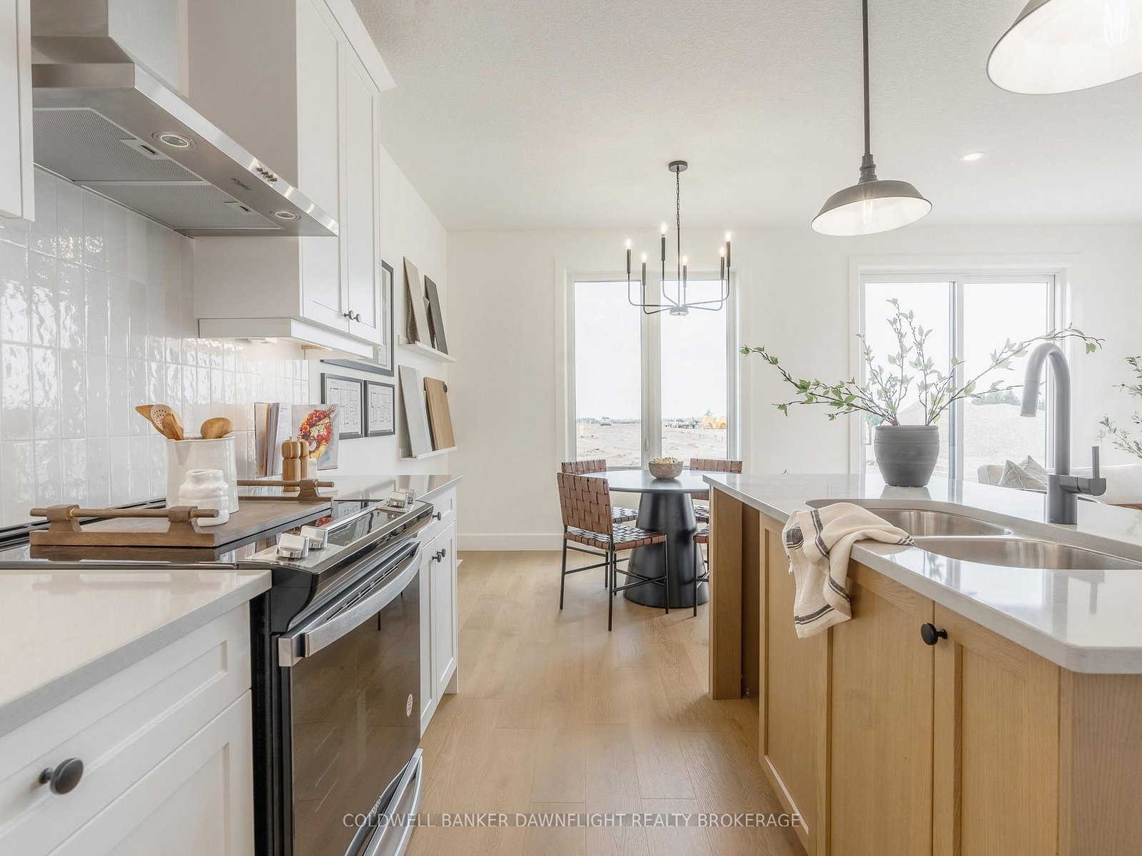 147 Scotts Drive • #11 • Lucan Biddulph, ON photo 19