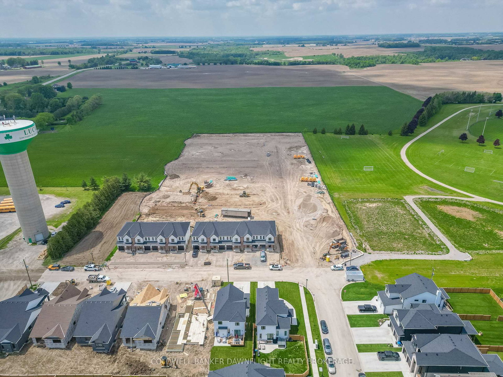 147 Scotts Drive • #11 • Lucan Biddulph, ON photo 45