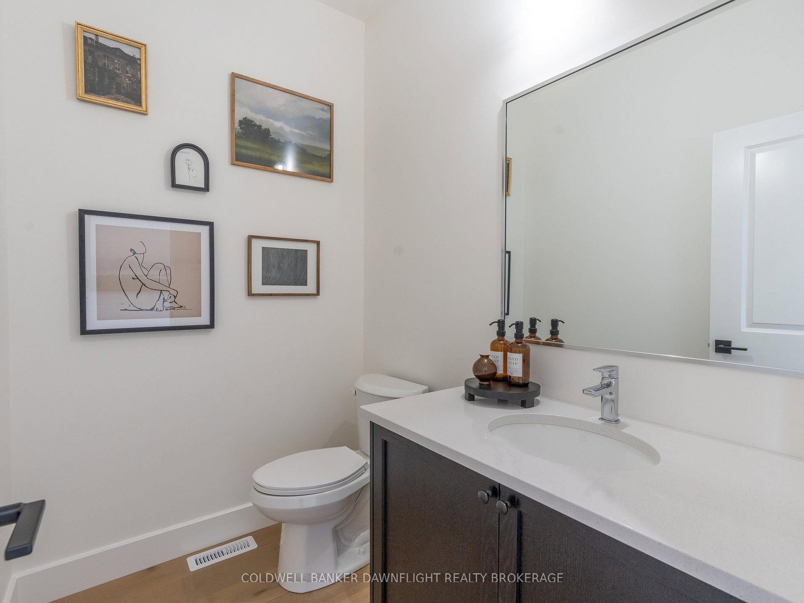 147 Scotts Drive • #11 • Lucan Biddulph, ON photo 6