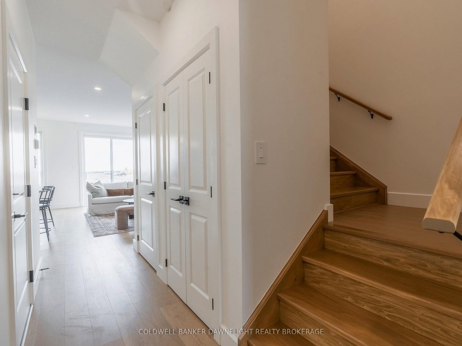 147 Scotts Drive • #11 • Lucan Biddulph, ON photo 7
