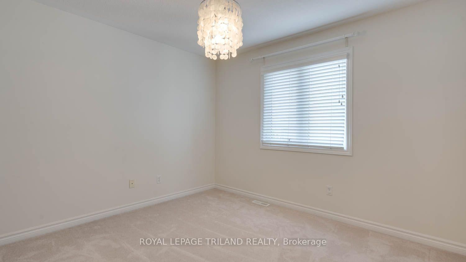 1310 Shore Road • London South, ON photo 15