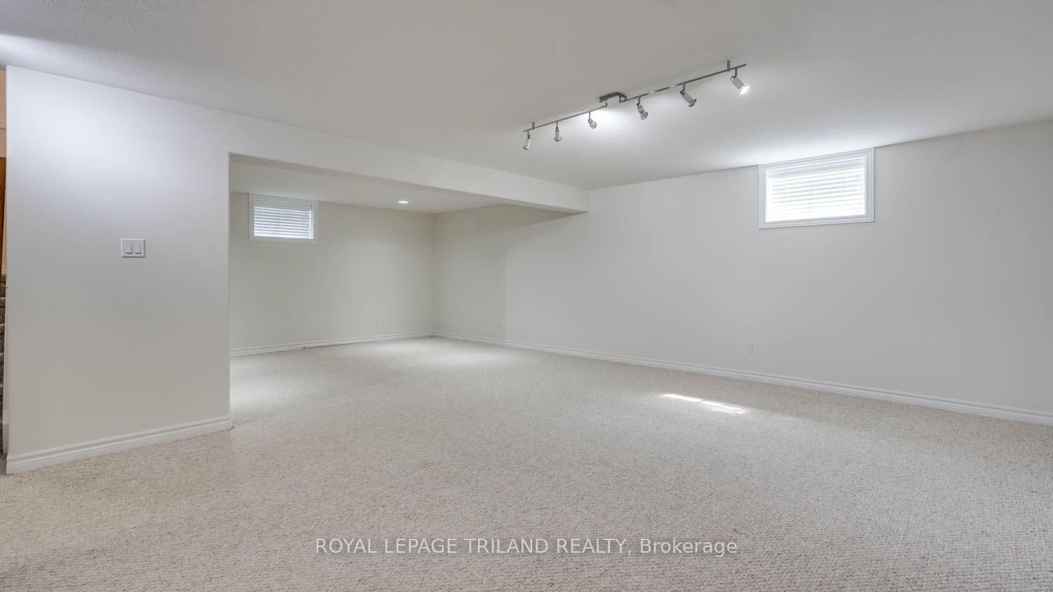 1310 Shore Road • London South, ON photo 22