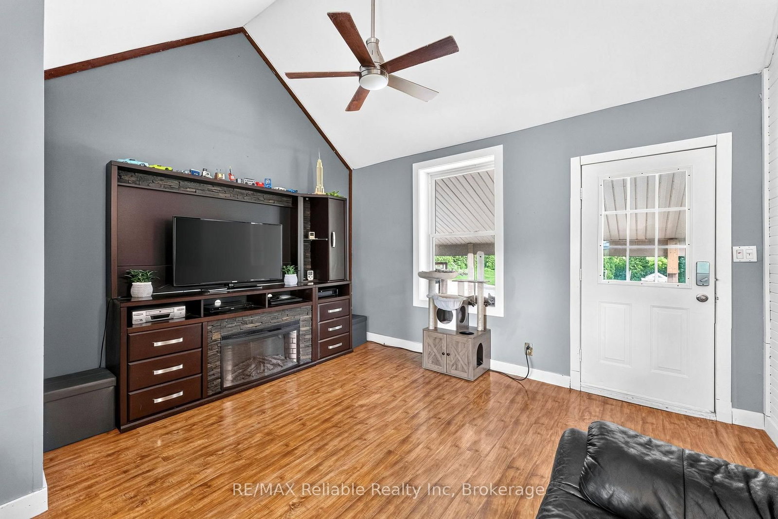 43488 Chiselhurst Road • Huron East, ON photo 13