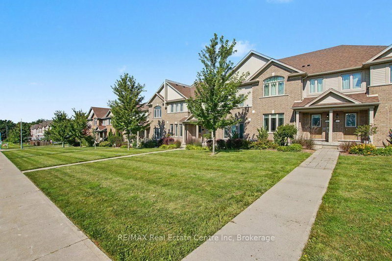 14 - 14 Amos Drive