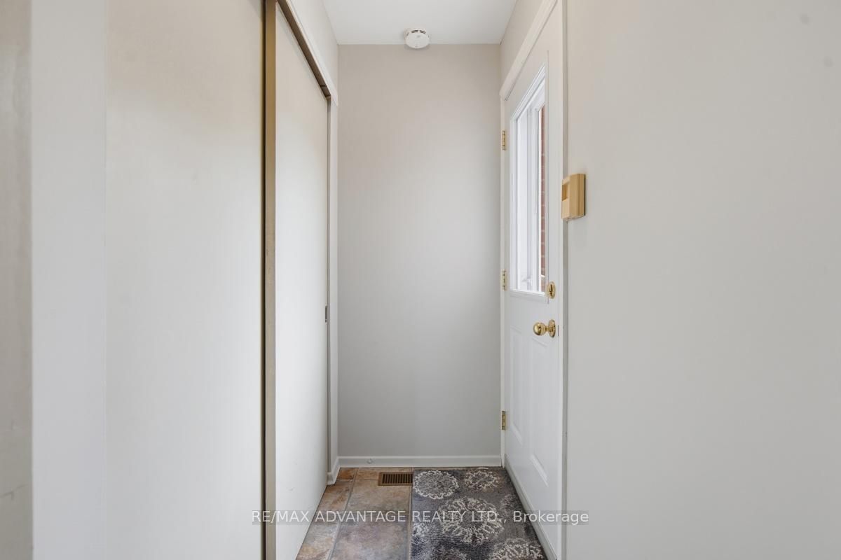 35 Cowan Place • London South, ON photo 23