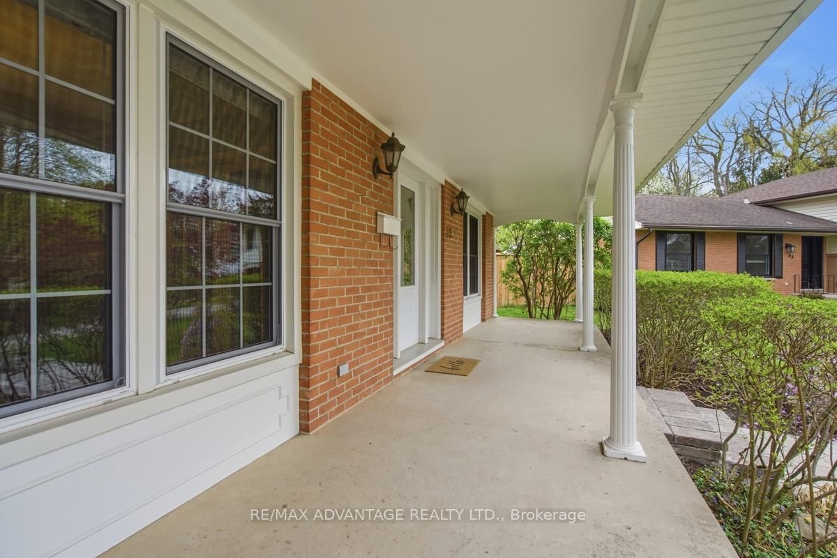35 Cowan Place • London South, ON photo 4