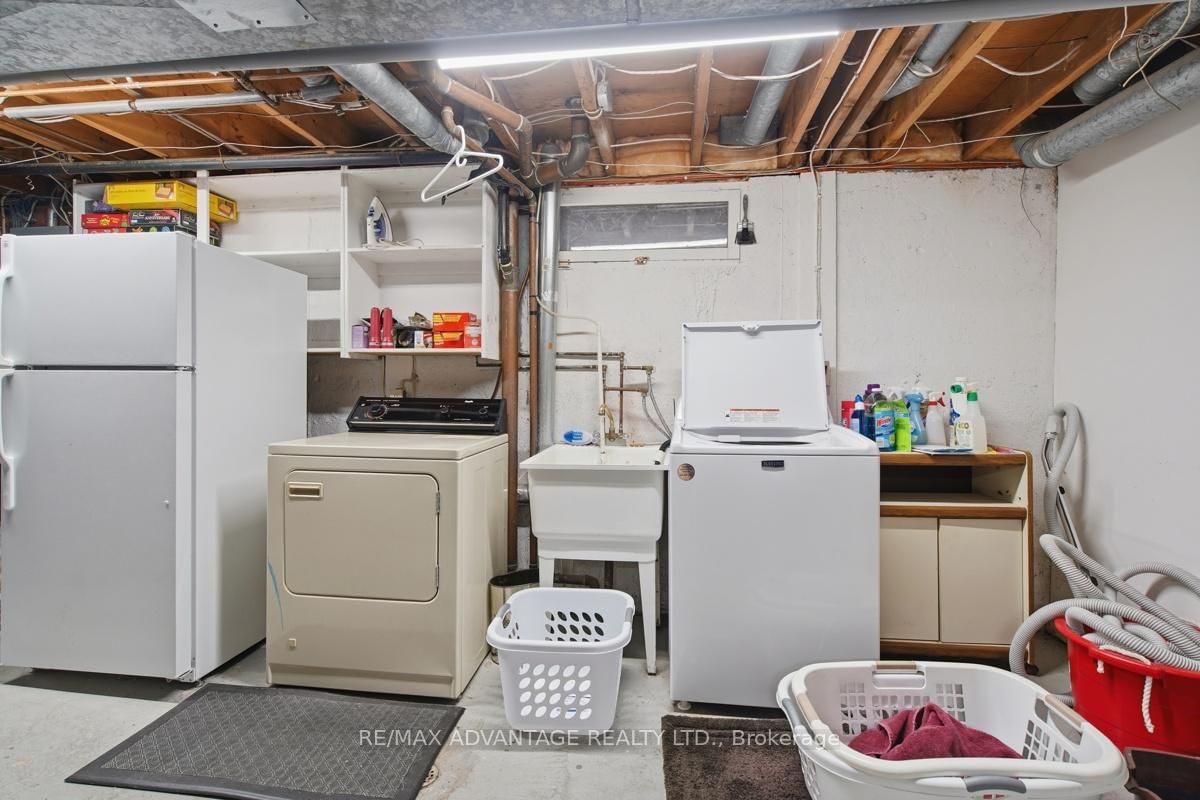 35 Cowan Place • London South, ON photo 41