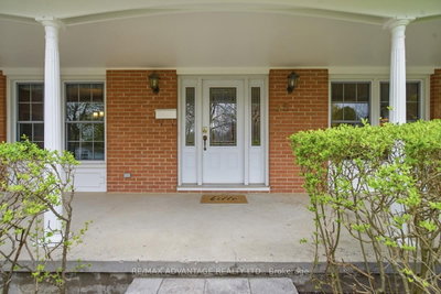 35 Cowan Place • London South, ON photo 5