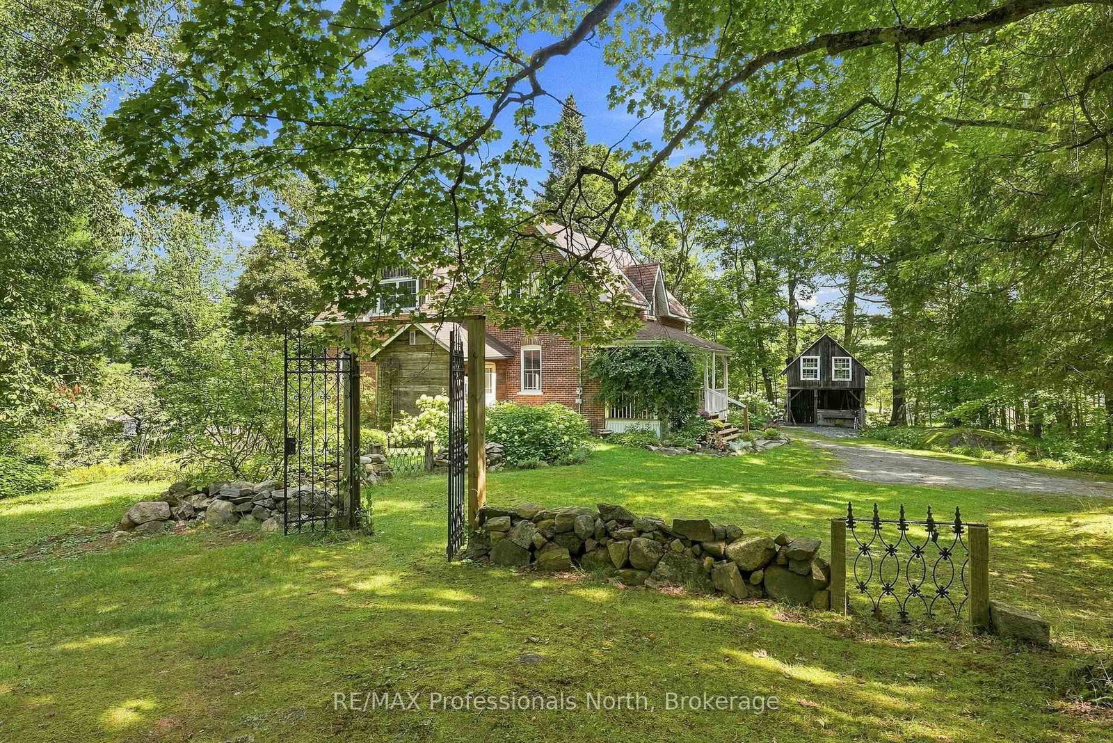 1110 Golden Beach Road • Bracebridge, ON photo 36