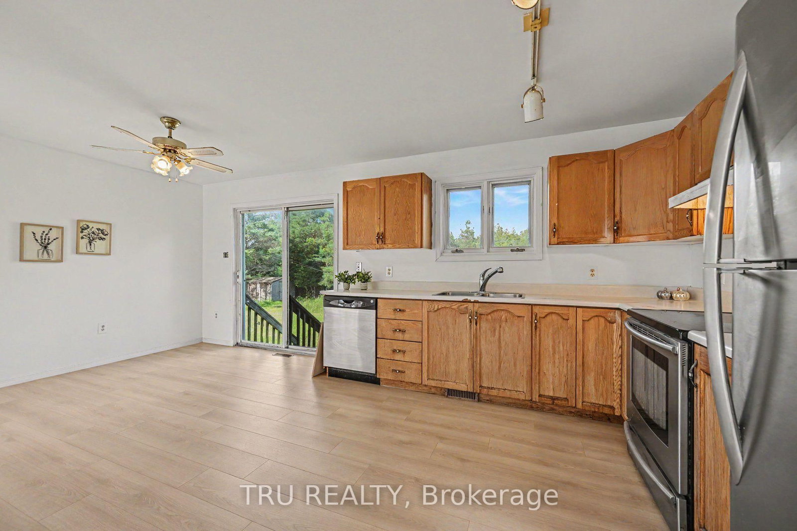 445 Bolton Road • North Grenville, ON photo 12