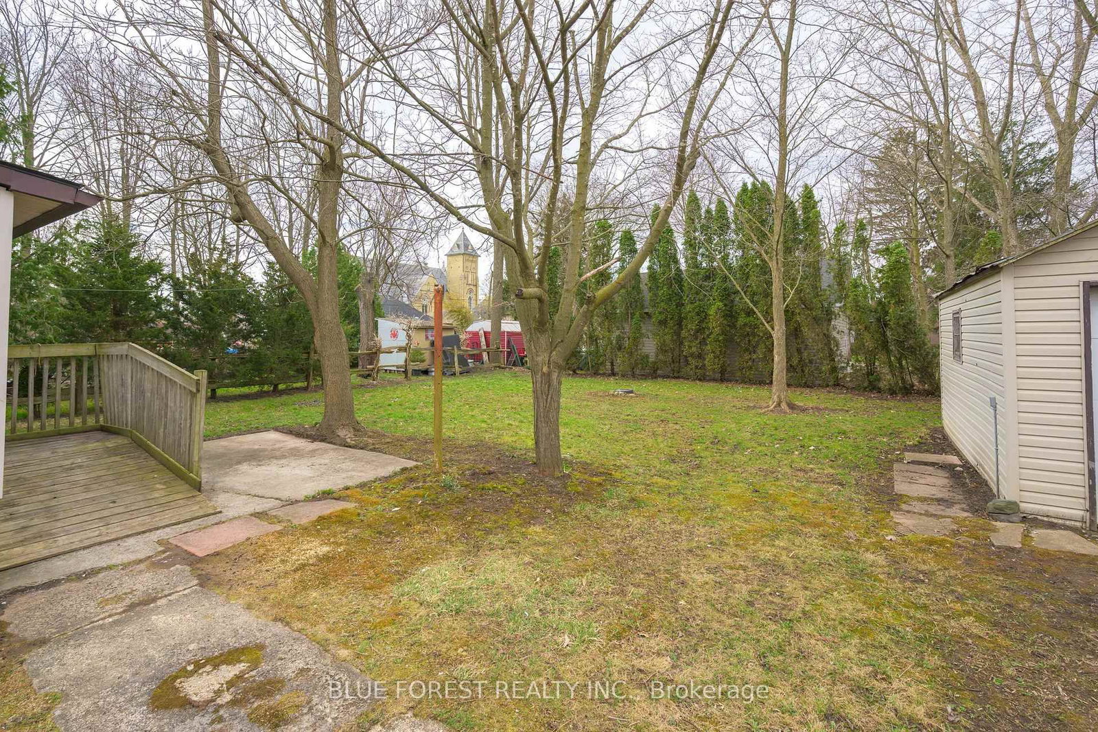 186 VICTORIA Street • Southwest Middlesex, ON photo 19
