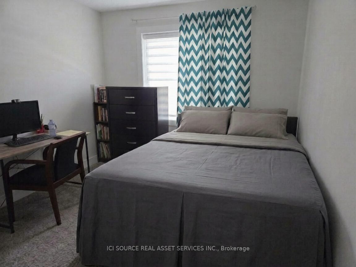 20 Helen Court • Central Elgin, ON photo 13