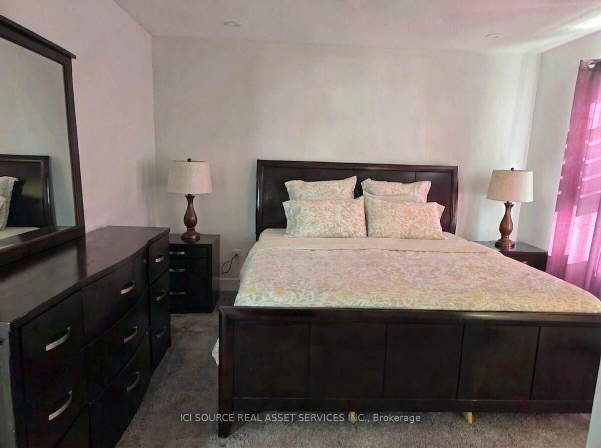 20 Helen Court • Central Elgin, ON photo 9