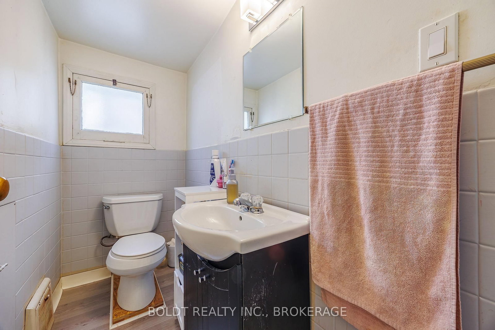 20 Stuart Avenue • St. Catharines, ON photo 11