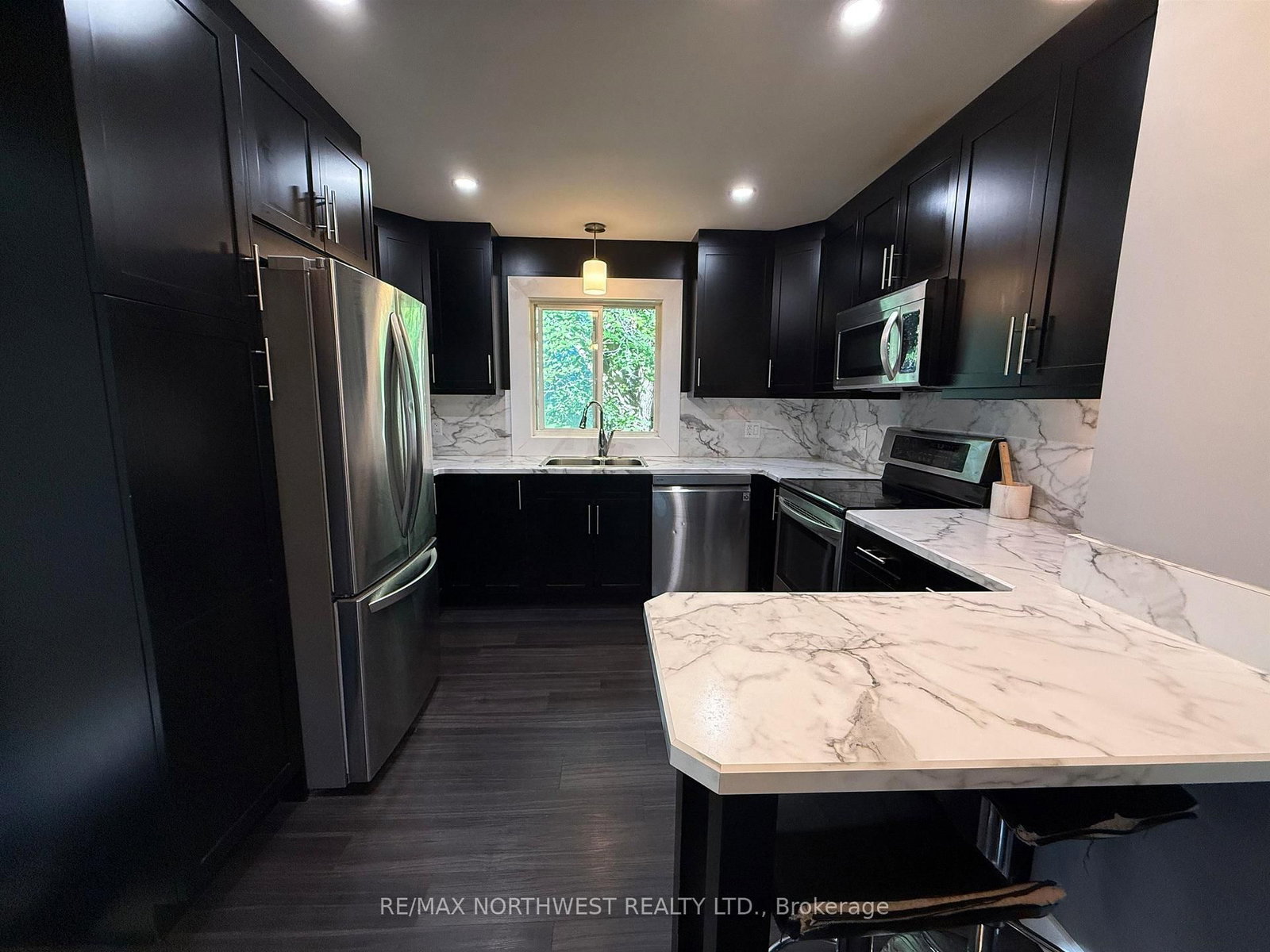 55 Norman Drive Drive • Kenora, ON photo 5