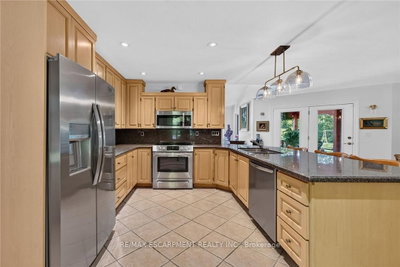 3 Forest Glen Court • Norfolk, ON photo 9
