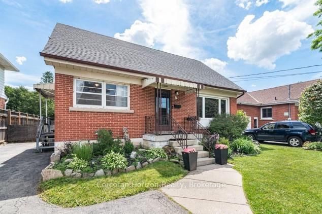 43 Wyngate Avenue E