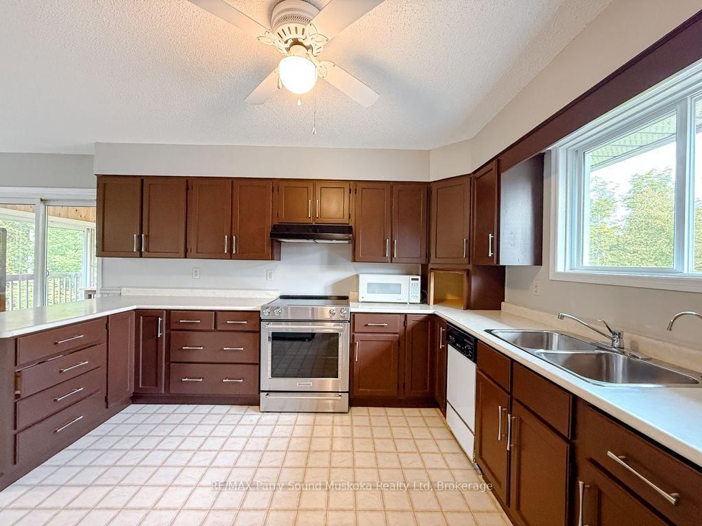 77 Quinn Road • Whitestone, ON photo 31