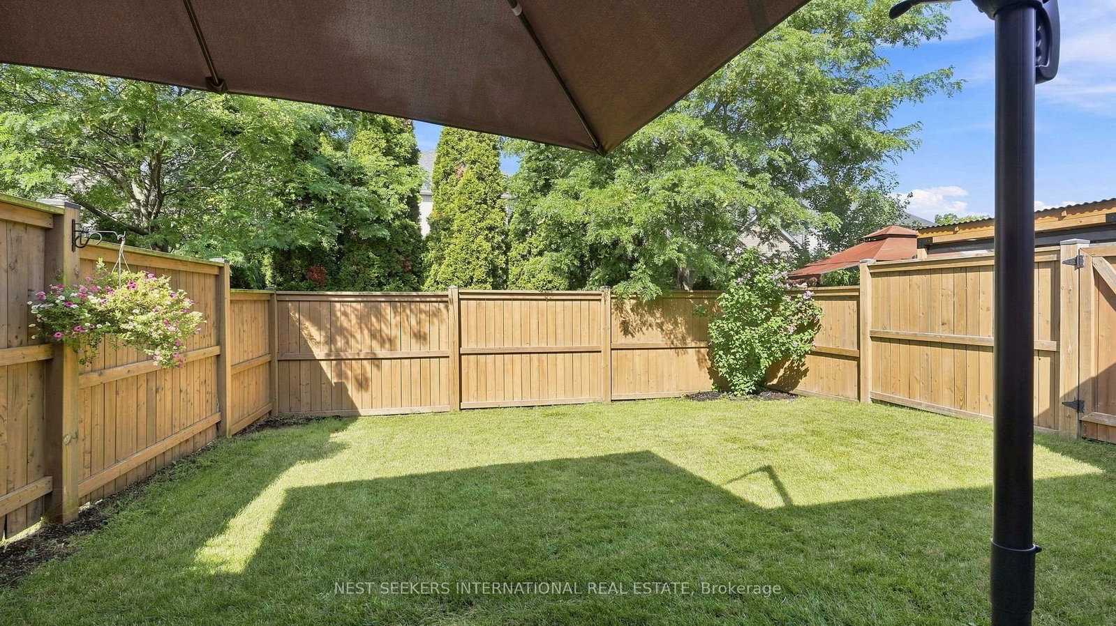 13 Andrew Lane • Thorold, ON photo 45