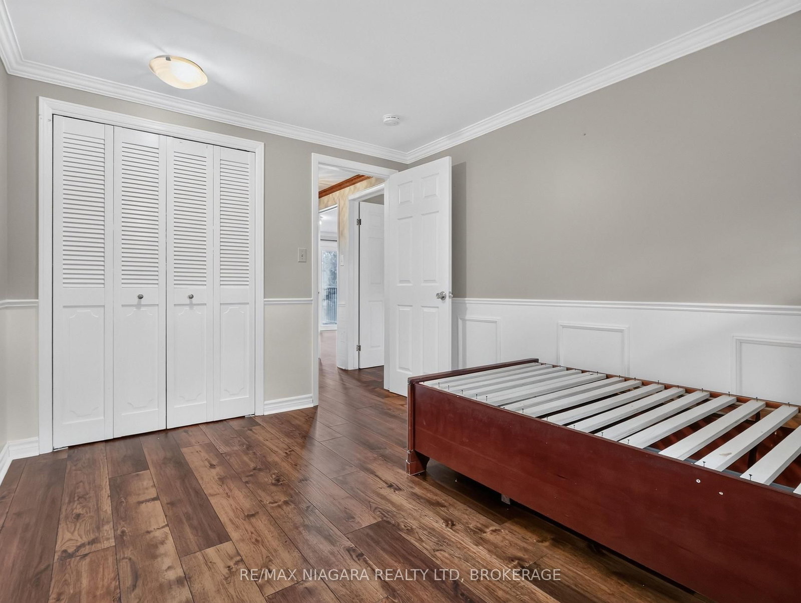 14 Fairlawn Court • St. Catharines, ON photo 36