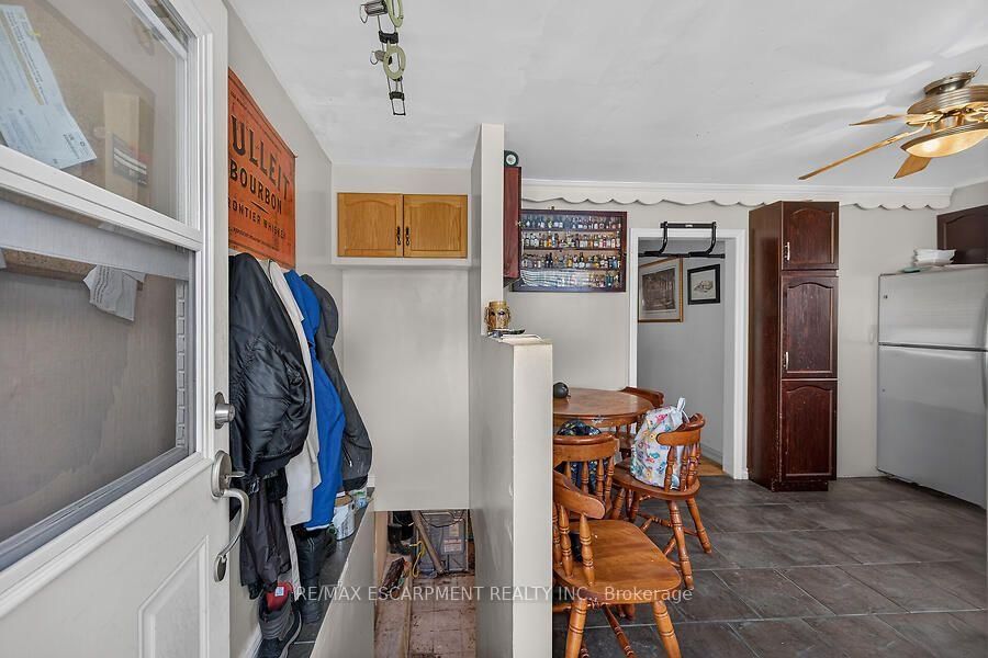 576 Rosseau Road • Hamilton, ON photo 11