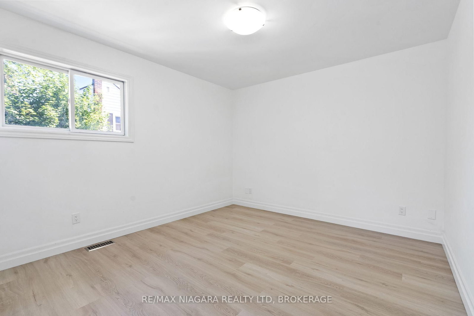 46A Pelham Road • St. Catharines, ON photo 10