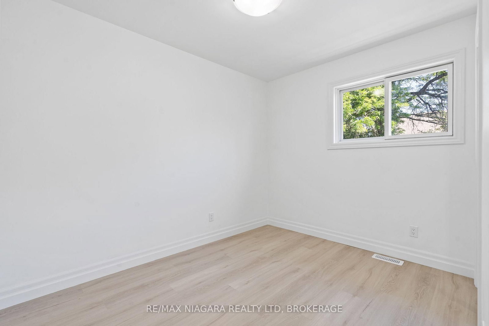 46A Pelham Road • St. Catharines, ON photo 12