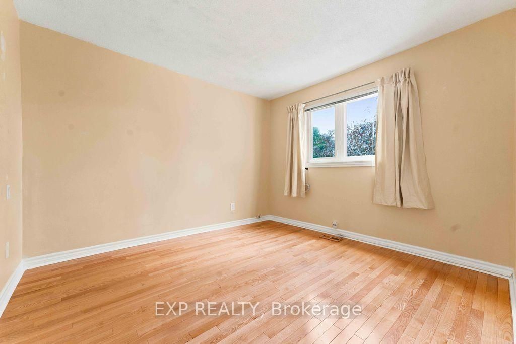 28 Glenmoriston Avenue • Ottawa, ON photo 22