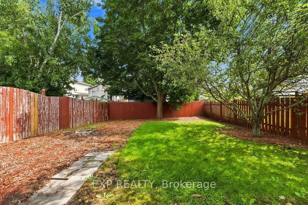28 Glenmoriston Avenue • Ottawa, ON photo 36