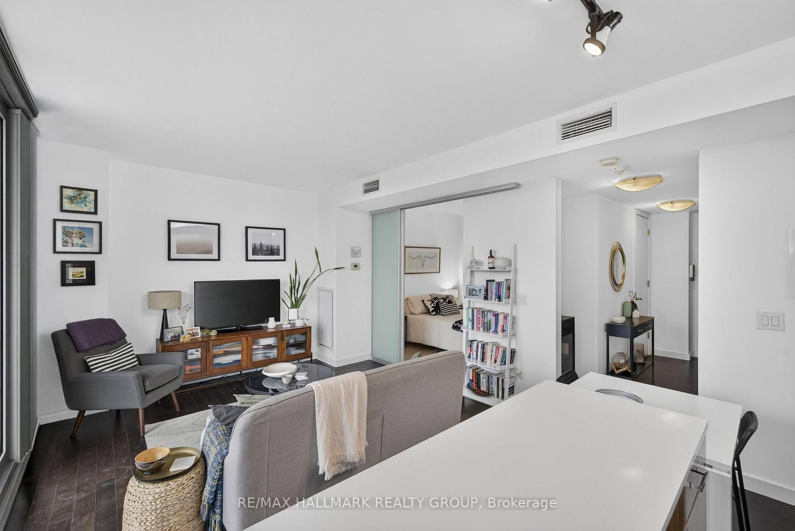 201 Parkdale Avenue • #408 • Ottawa, ON photo 10