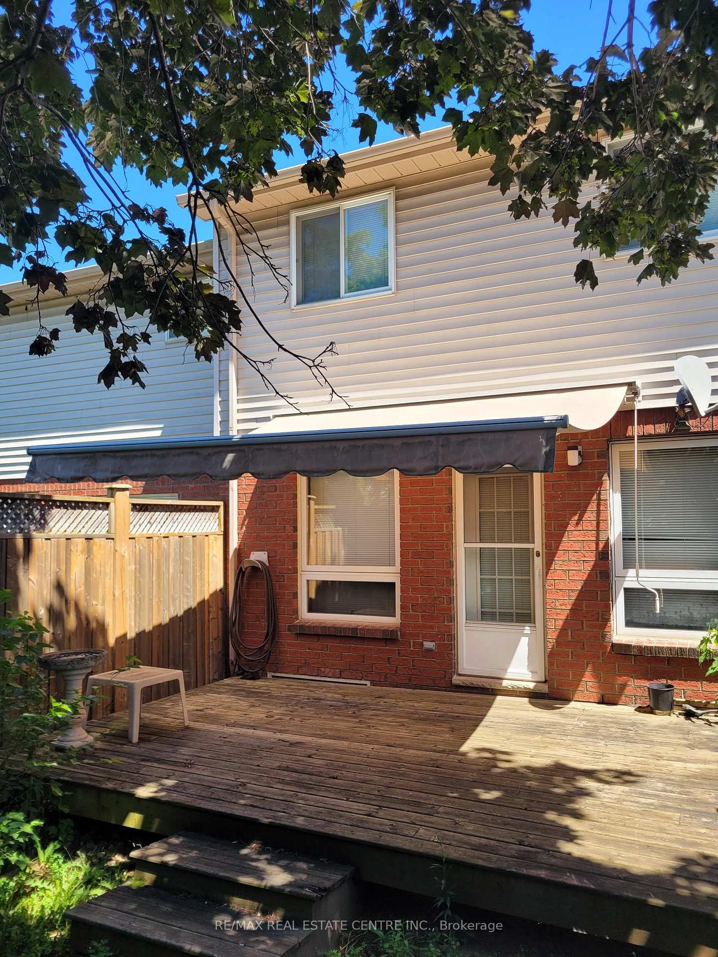 2 Walker Court • Grimsby, ON photo 34