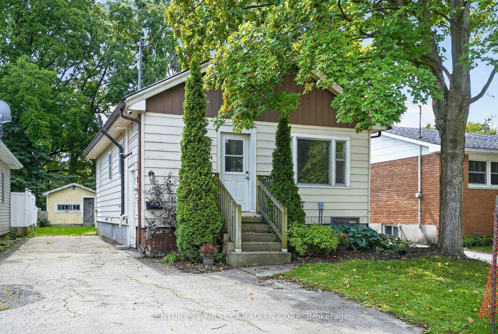 244 Edinburgh Street • London North, ON photo 1