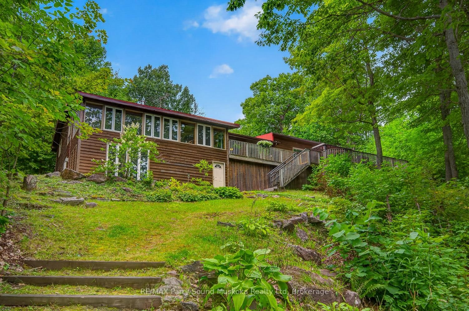53 Crown Retreats Road • Whitestone, ON photo 5
