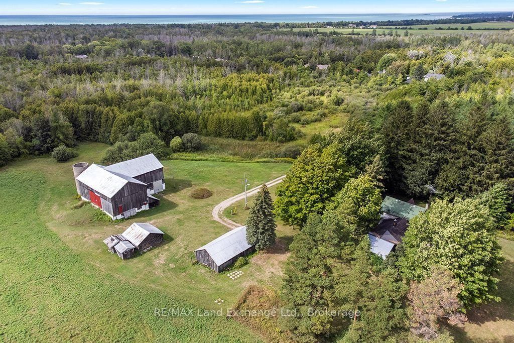 53 Concession 4 Road • Saugeen Shores, ON photo 4