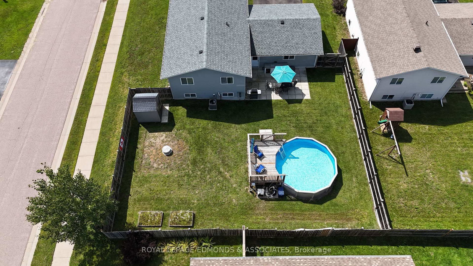 47 Winfield Street • Petawawa, ON photo 6