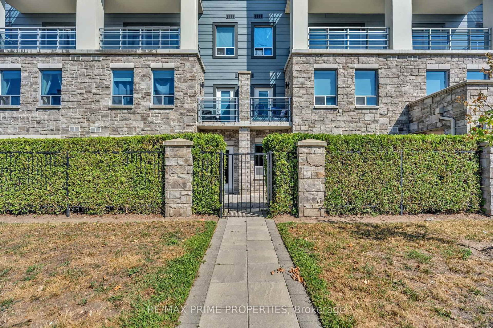320 SUGARCREEK Trail S • #110 • London North, ON photo 41