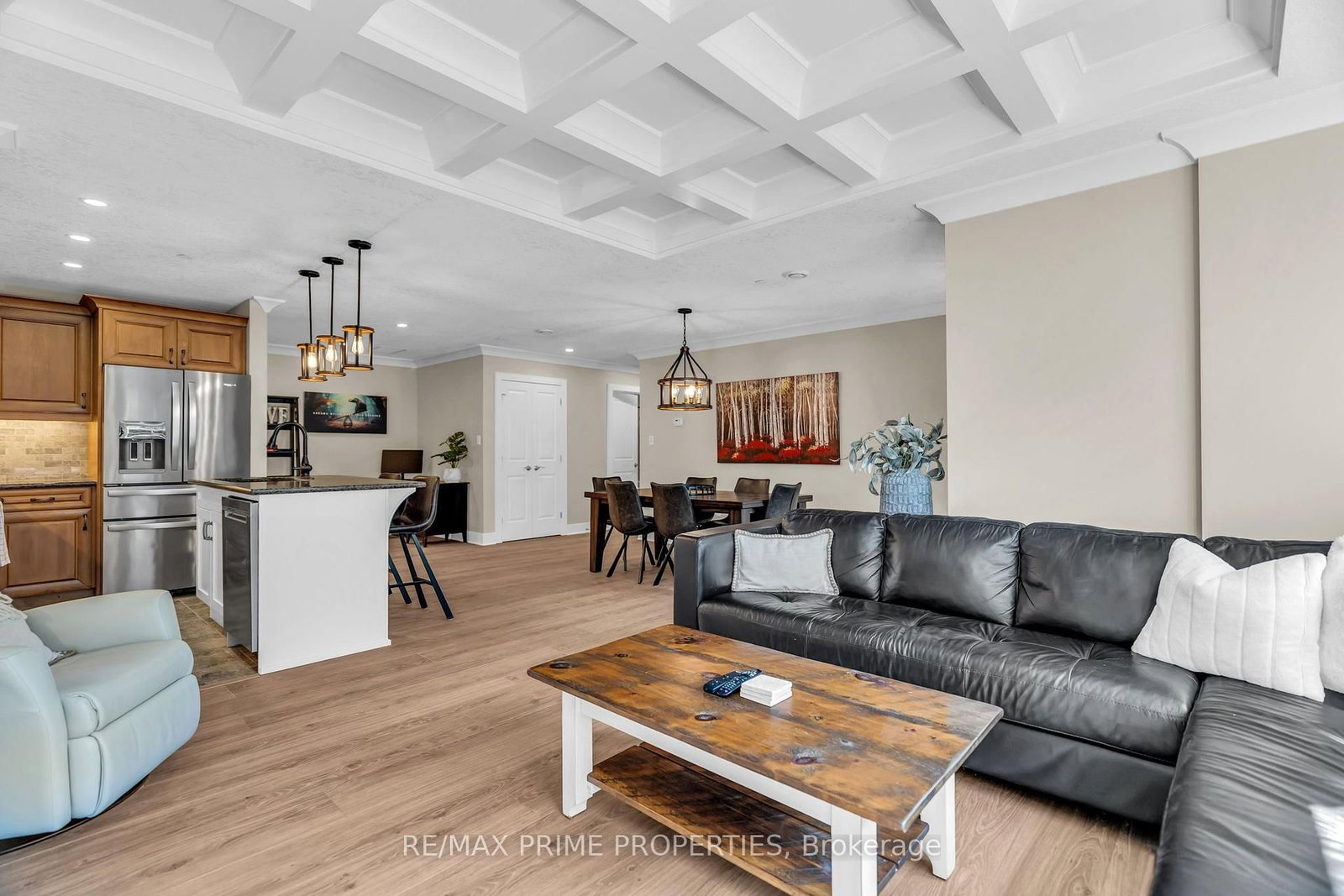 320 SUGARCREEK Trail S • #110 • London North, ON photo 8