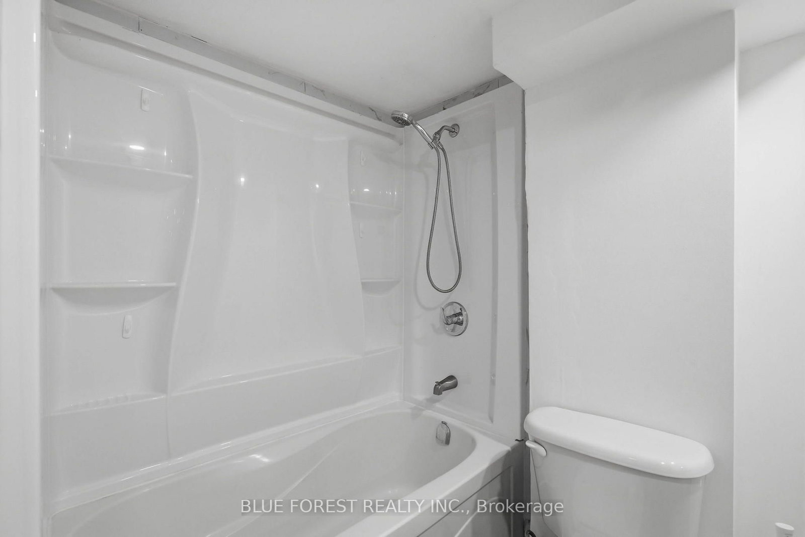 83 Amy Crescent • London East, ON photo 30