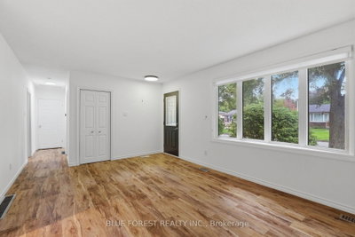 83 Amy Crescent • London East, ON photo 6