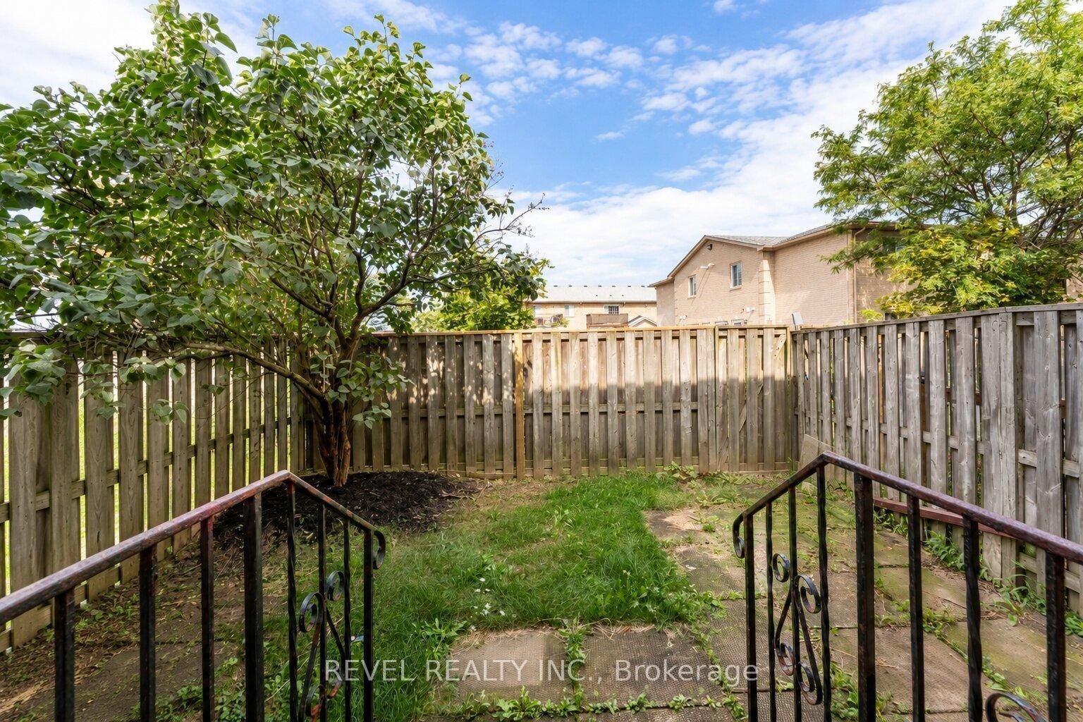 899 Stone Church Road E • #1 • Hamilton, ON photo 16