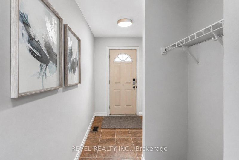 1 - 899 Stone Church Road E