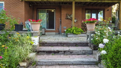 1561 Cherryhill Road • Peterborough, ON photo 5