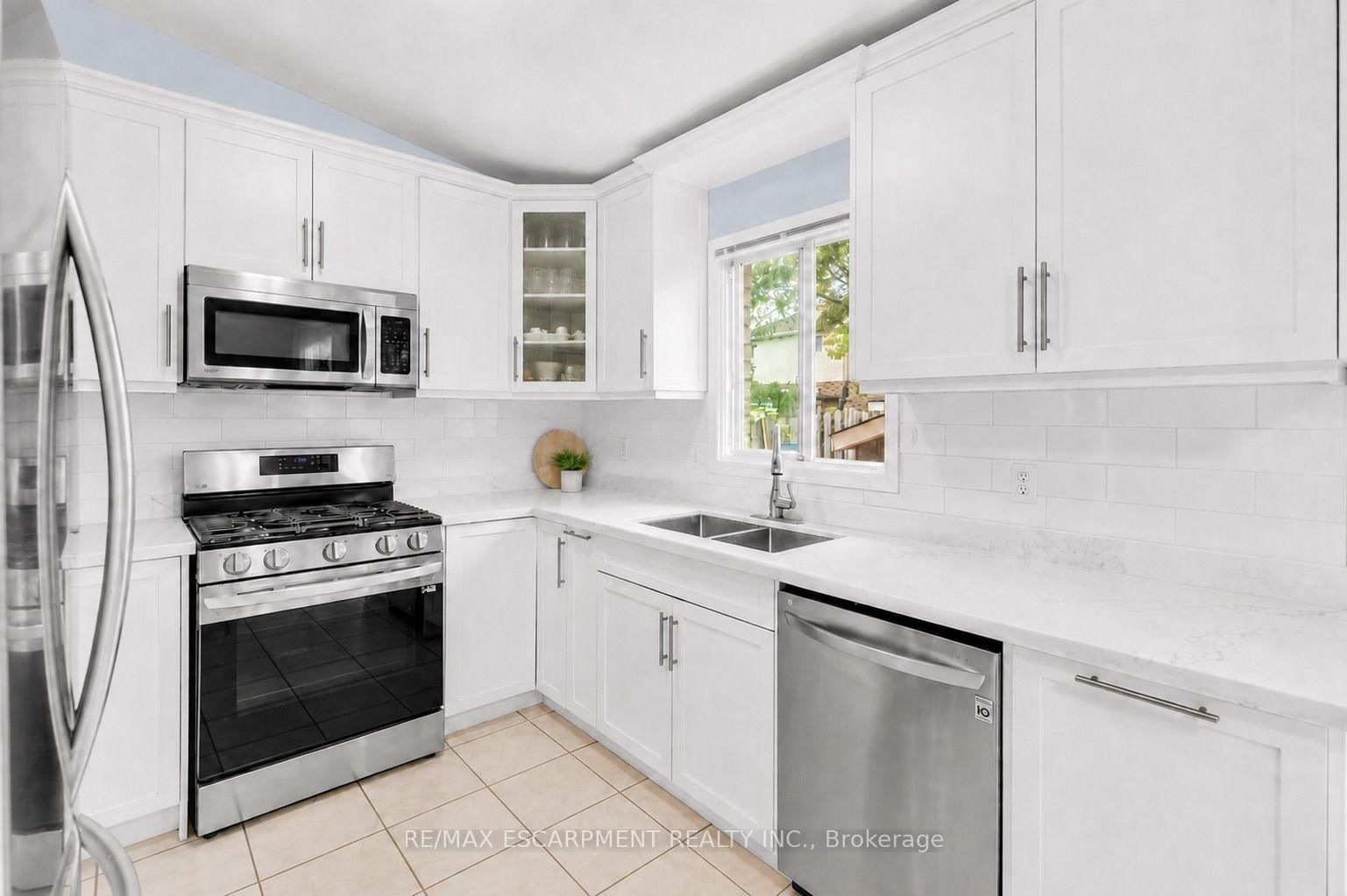 172 Alderlea Avenue • Hamilton, ON photo 19