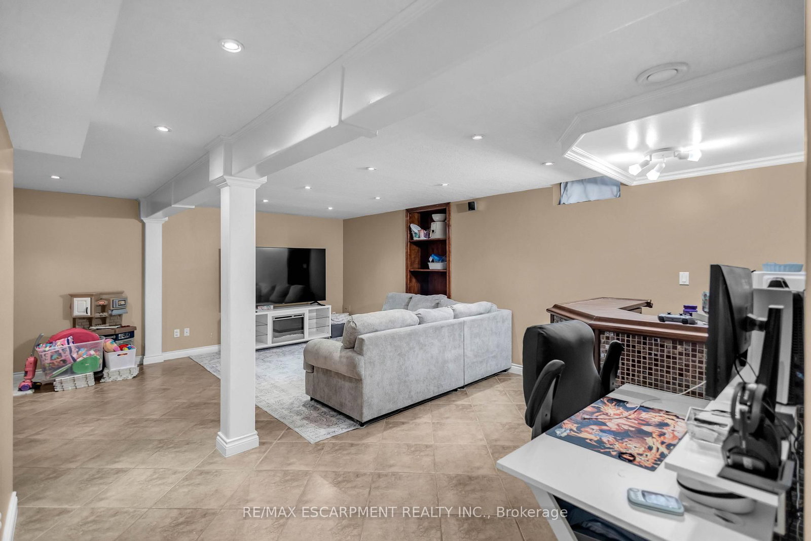 172 Alderlea Avenue • Hamilton, ON photo 33