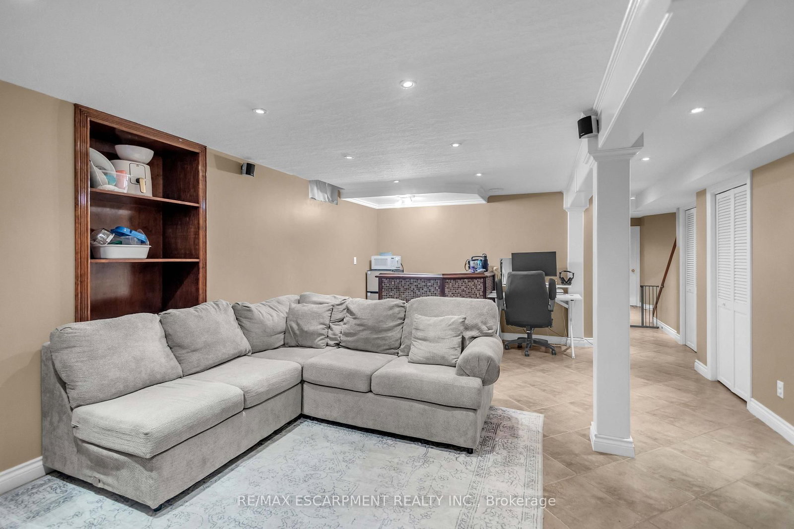 172 Alderlea Avenue • Hamilton, ON photo 34