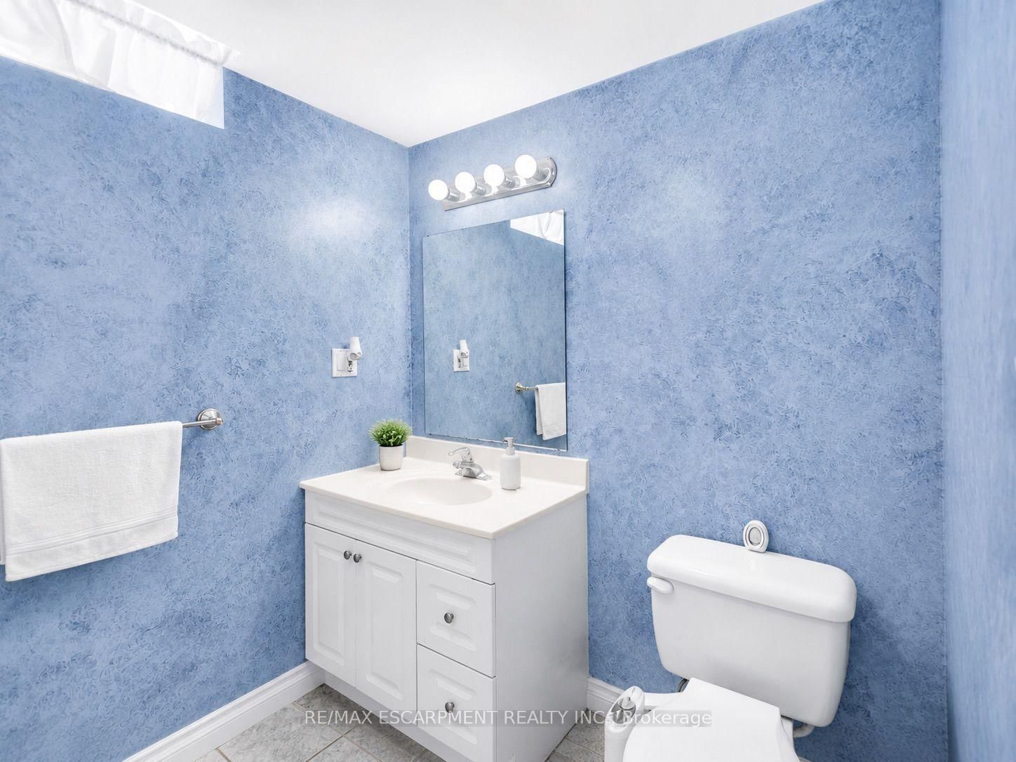 172 Alderlea Avenue • Hamilton, ON photo 41