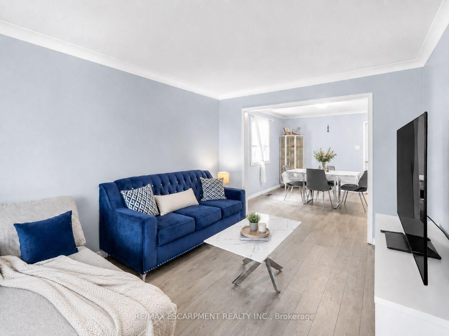 172 Alderlea Avenue • Hamilton, ON photo 8