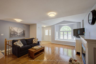952 Gzowski Street • Centre Wellington, ON photo 6