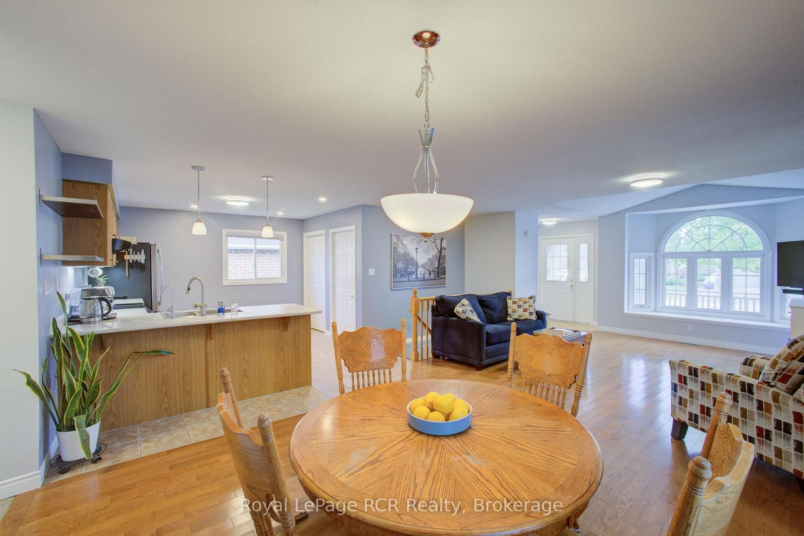 952 Gzowski Street • Centre Wellington, ON photo 9